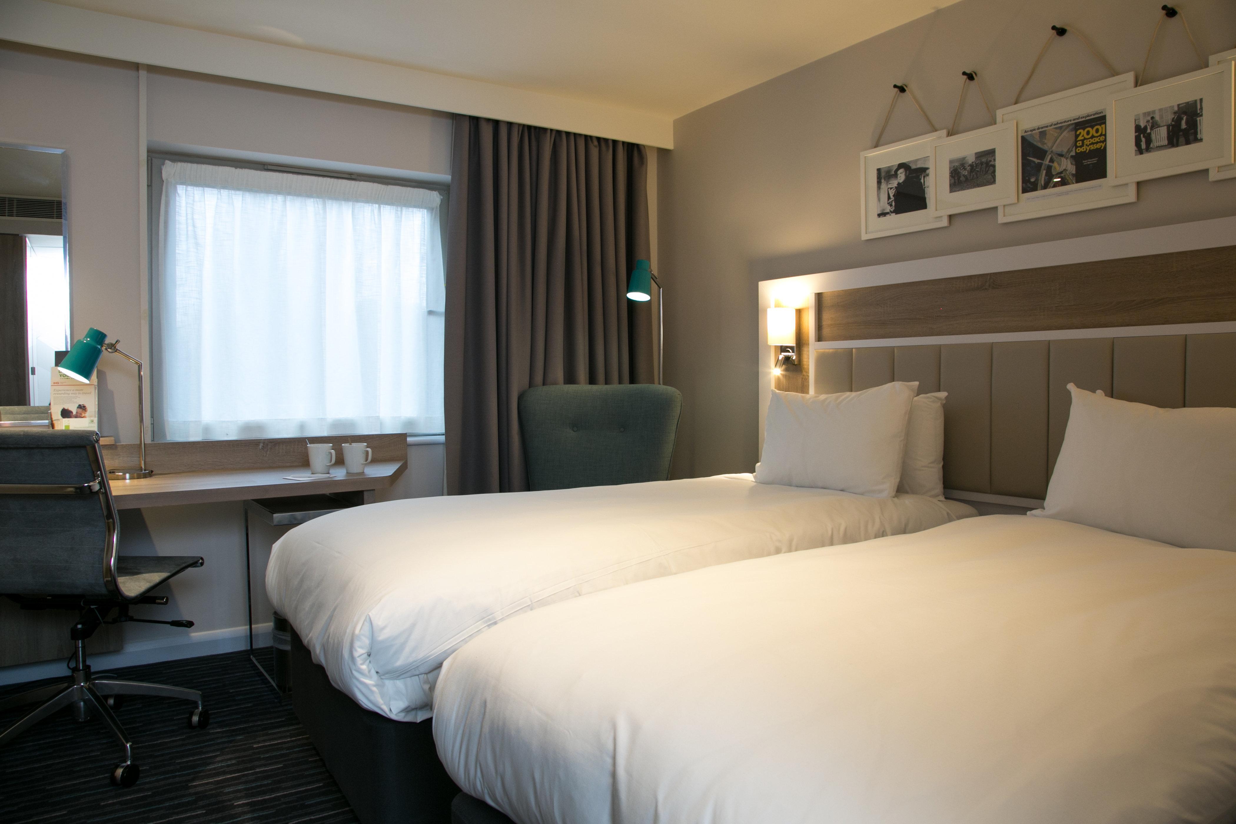 Holiday Inn London-Shepperton Exterior foto