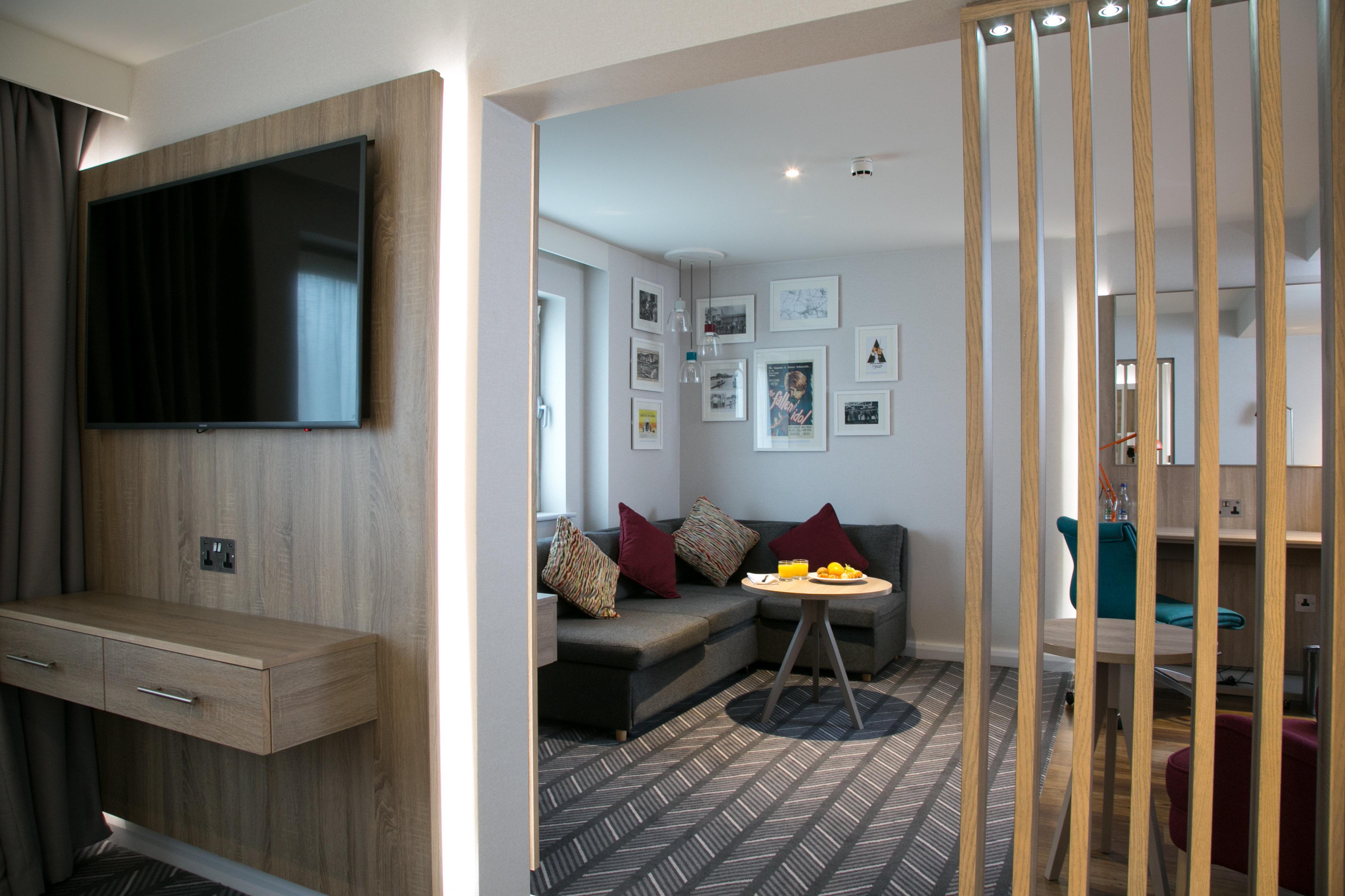 Holiday Inn London-Shepperton Exterior foto
