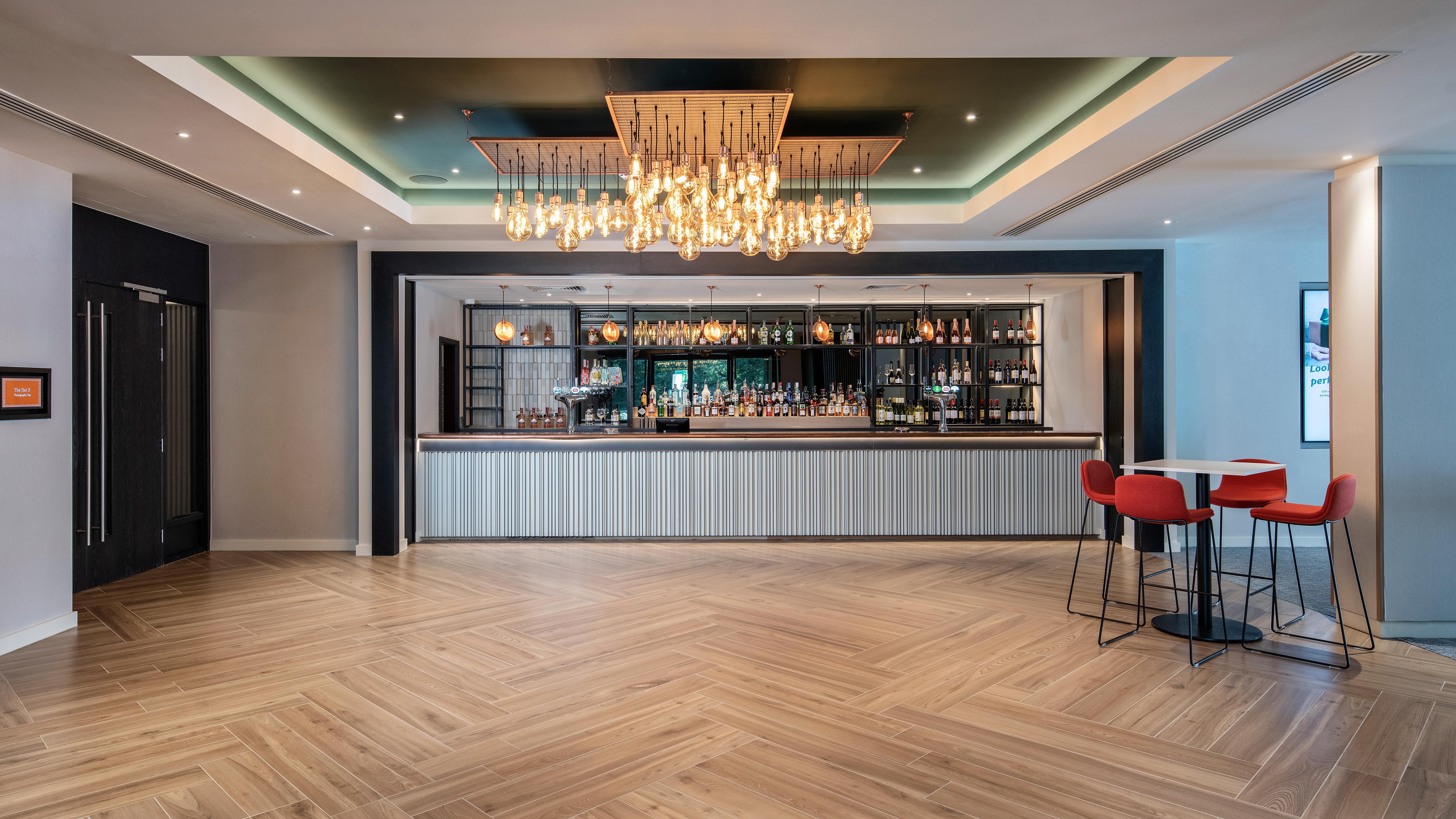 Holiday Inn London-Shepperton Exterior foto